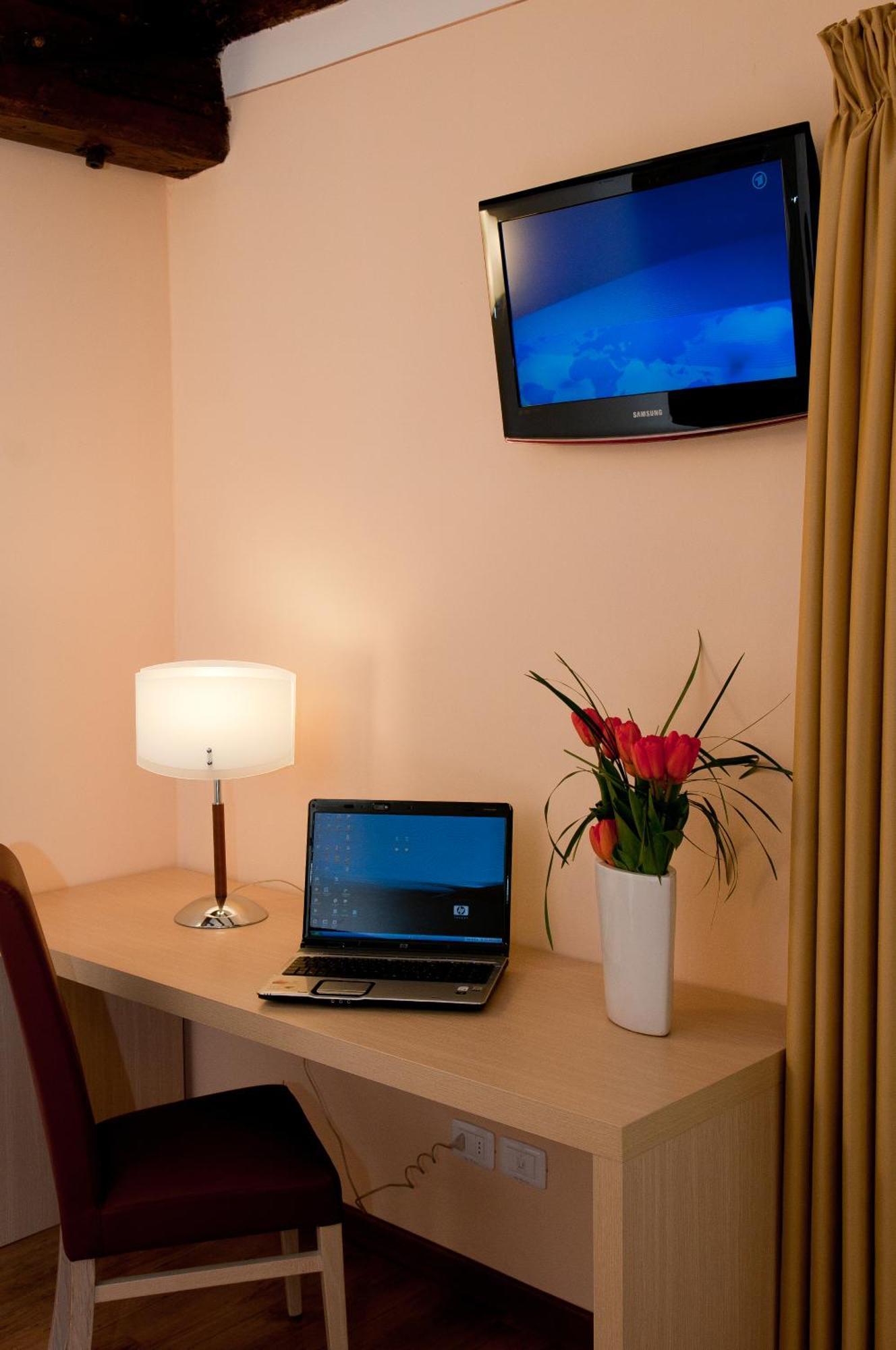 Hotel Villa Maternini Vazzola Room photo