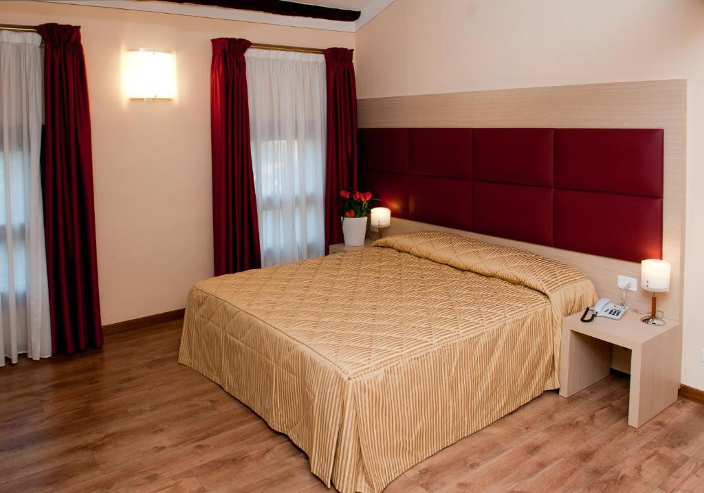 Hotel Villa Maternini Vazzola Room photo